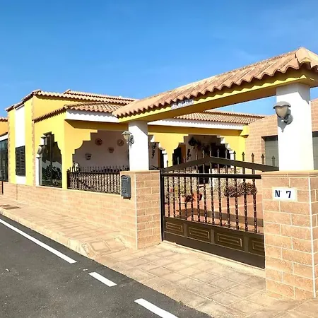 Casa Lolo Ла-Олива